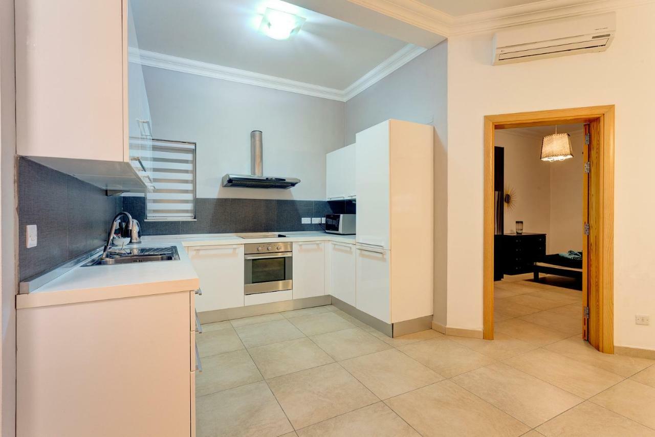 Gorgeous Apartment With Terrace In Fort Cambridge, Pool Sliema Dış mekan fotoğraf