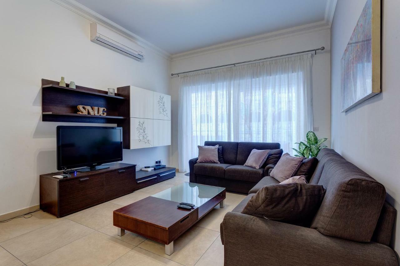 Gorgeous Apartment With Terrace In Fort Cambridge, Pool Sliema Dış mekan fotoğraf