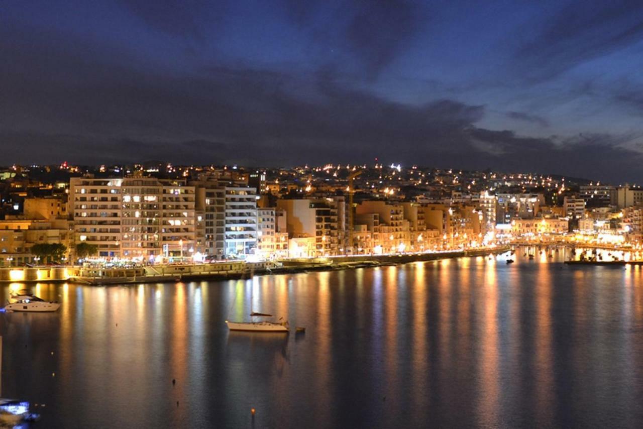 Gorgeous Apartment With Terrace In Fort Cambridge, Pool Sliema Dış mekan fotoğraf